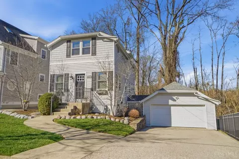 3808 Aylesboro Ave, Cincinnati, OH 45208