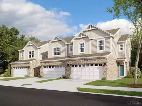 7234 Grandway Dr, West Chester, OH 45069