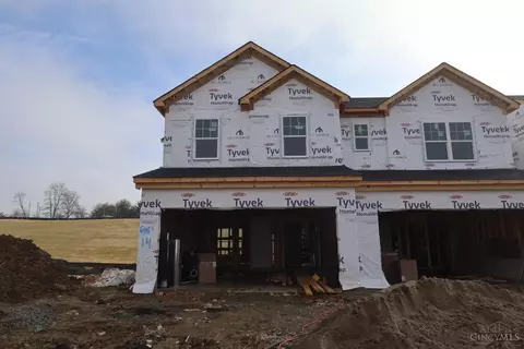 7248 Grandway Dr, West Chester, OH 45069