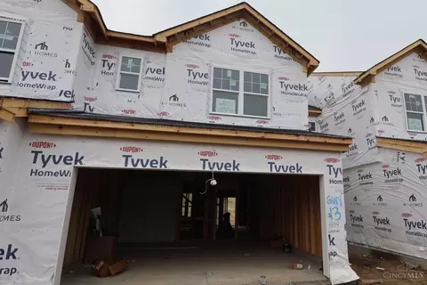 7254 Grandway Dr, West Chester, OH 45069