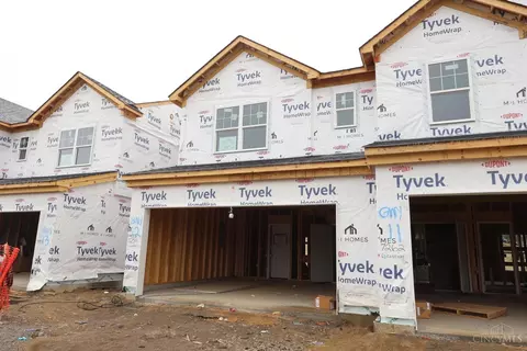 7258 Grandway Dr, West Chester, OH 45069