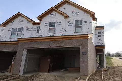 7262 Grandway Dr, West Chester, OH 45069