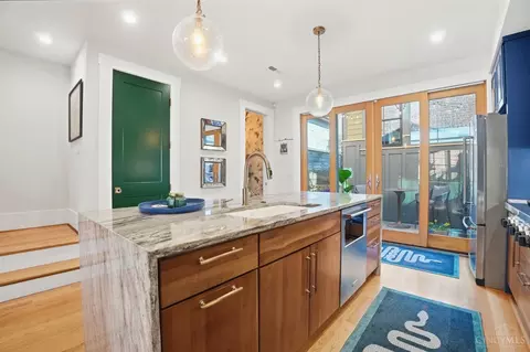 Kitchen - 1338 Spring St, Cincinnati, OH 45202 photo 3 of 4