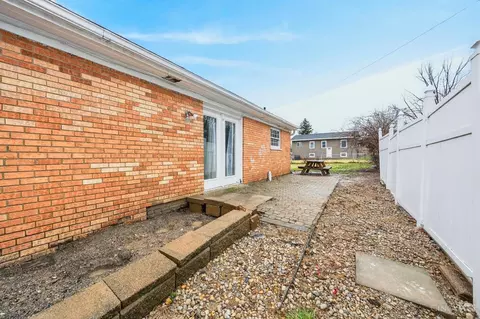 Exterior - 11839 Hamlet Rd, Forest Park, OH 45240 photo 4 of 9