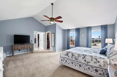 Bedroom - 6803 Haven Ct, Mason, OH 45040 photo 2 of 10