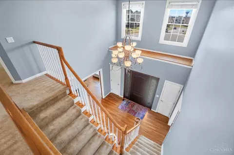 Entry Way - 6803 Haven Ct, Mason, OH 45040 photo 7 of 8