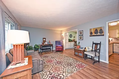 630 Terrace View Dr, Cincinnati, OH 45255