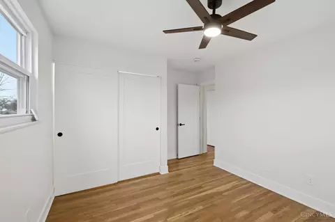 Bedroom - 1676 Laval Dr, Cincinnati, OH 45255 photo 7 of 10