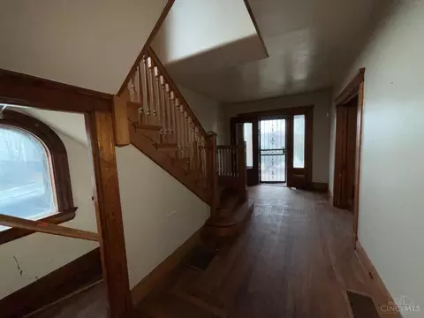 Entry Way - 3339 Spokane Ave, Cincinnati, OH 45207 photo 1 of 9