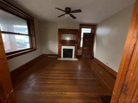 Living - 3339 Spokane Ave, Cincinnati, OH 45207 photo 5 of 5