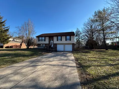 8121 Barret Rd, West Chester, OH 45069