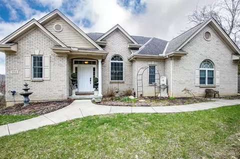 550 Aston View Ln, Cleves, OH 45002