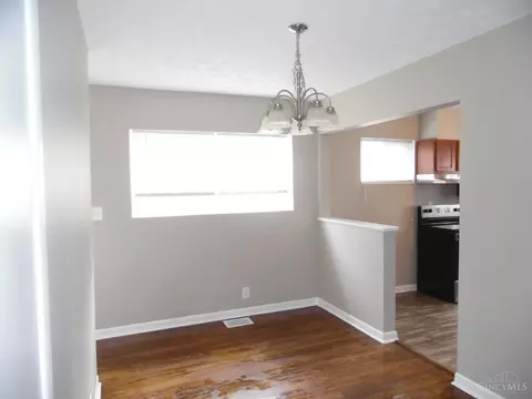 Dining - 751 Springvale Dr, Hamilton, OH 45013 photo 1 of 1