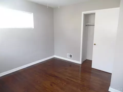 Bedroom - 751 Springvale Dr, Hamilton, OH 45013 photo 4 of 6