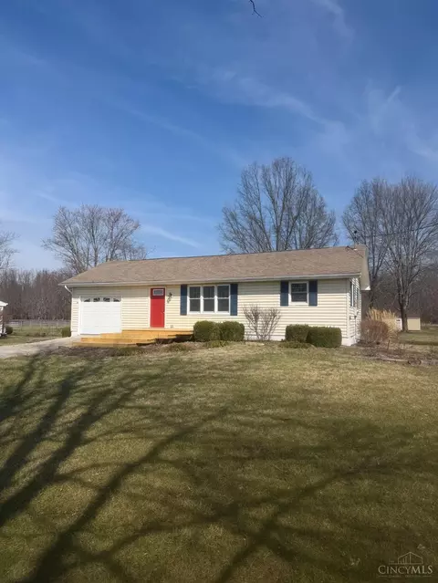 7638 St Rt 123, Blanchester, OH 45107
