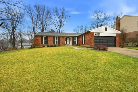 7926 Dunview Ct, Cincinnati, OH 45255