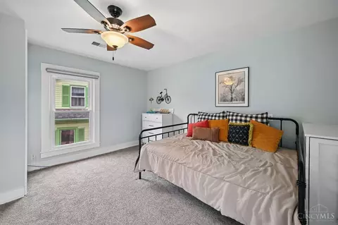 Bedroom - 306 Main St, Mason, OH 45040 photo 4 of 6