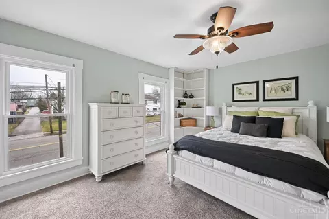 Bedroom - 306 Main St, Mason, OH 45040 photo 1 of 6
