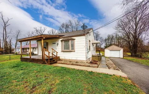 Exterior - 2192 Pinney Ln, Cincinnati, OH 45231 photo 5 of 7