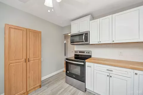 Kitchen - 2192 Pinney Ln, Cincinnati, OH 45231 photo 4 of 4