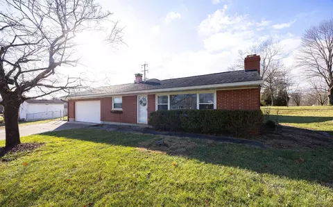 365 Columbia Rd, Hamilton, OH 45013