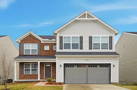 2244 Pine Valley Dr, Hamilton, OH 45013