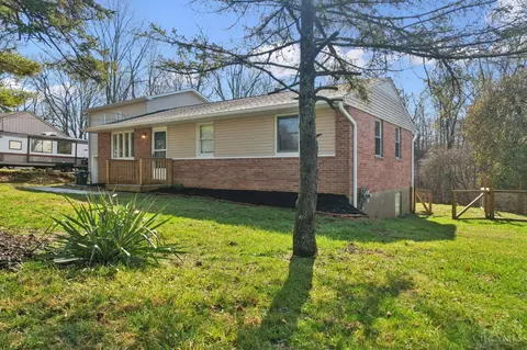 2528 Teuton Ct, Cincinnati, OH 45244