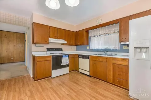 9369 Ranchill Dr, Cincinnati, OH 45231 photo 9