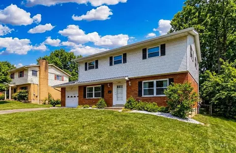 9369 Ranchill Dr, Cincinnati, OH 45231 photo 2