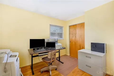 9369 Ranchill Dr, Cincinnati, OH 45231 photo 23