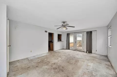 Living - 1659 Devils Backbone Rd, Cincinnati, OH 45233 photo 8 of 9