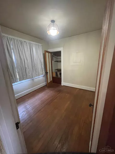 Bedroom - 3666 Burch Ave, Cincinnati, OH 45208 photo 2 of 2