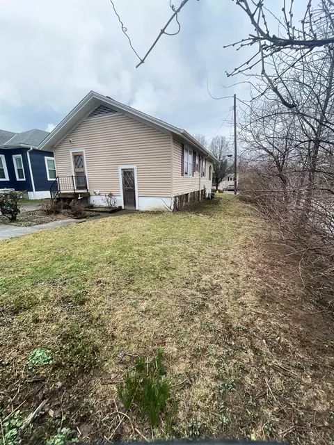 Exterior - 3666 Burch Ave, Cincinnati, OH 45208 photo 5 of 5