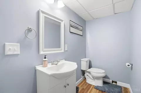Bath - 3723 Carlton Ave, Fairfax, OH 45227 photo 4 of 4