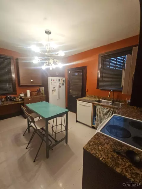 Kitchen - 3936 Dickson Ave, Cincinnati, OH 45229 photo 3 of 3