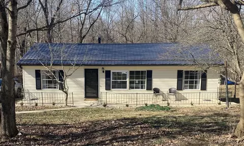 30 Highland Dr, Hillsboro, OH 45133
