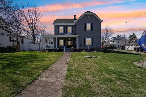 213 Broadway St, Blanchester, OH 45107