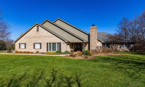2964 Golden Fox Trl, Lebanon, OH 45036