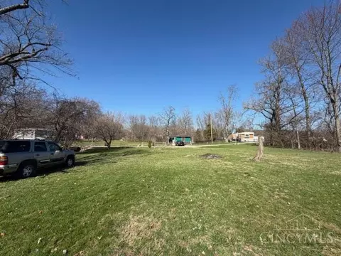 746 Wright St, Newtonsville, OH 45103 photo 3