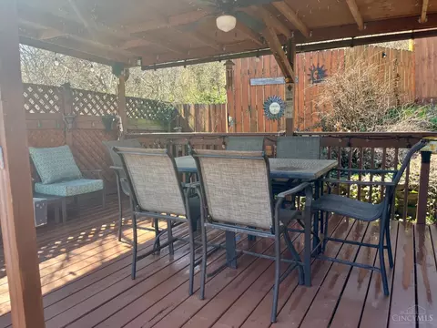 Exterior - 1231 Ridlen Ave, Cincinnati, OH 45205 photo 6 of 10