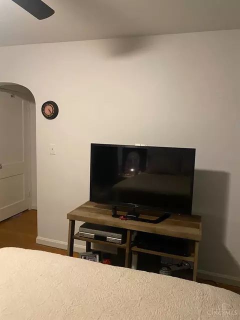 Bedroom - 1231 Ridlen Ave, Cincinnati, OH 45205 photo 5 of 5