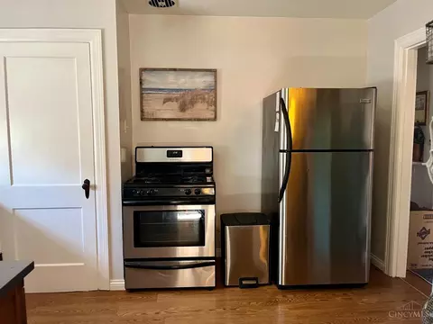 Kitchen - 1231 Ridlen Ave, Cincinnati, OH 45205 photo 1 of 2