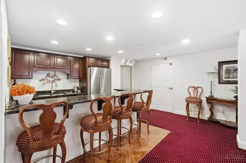 Dining - 2235 Riverside Dr, Cincinnati, OH 45202 photo 2 of 2