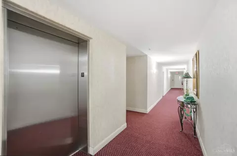 Entry Way - 2235 Riverside Dr, Cincinnati, OH 45202 photo 6 of 7
