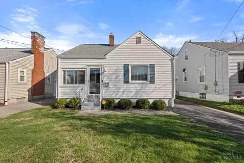 4120 Hoffman Ave, Deer Park, OH 45236