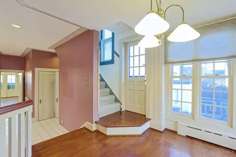 Dining - 2717 Johnstone Pl, Cincinnati, OH 45206 photo 3 of 3