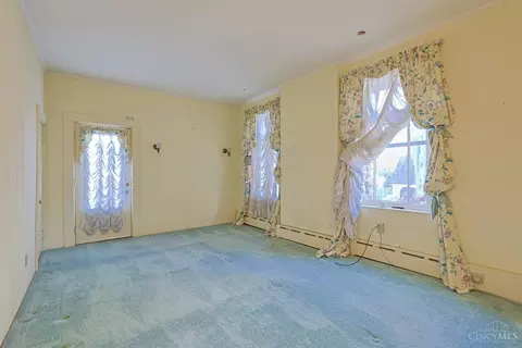 Bedroom - 2717 Johnstone Pl, Cincinnati, OH 45206 photo 9 of 14