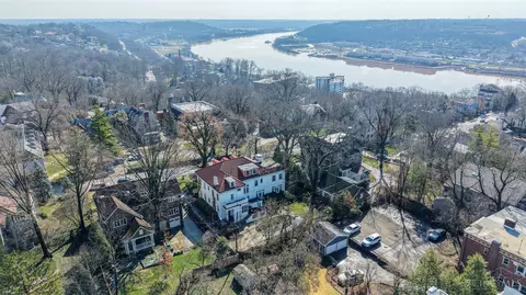 View/Area - 2717 Johnstone Pl, Cincinnati, OH 45206 photo 3 of 12
