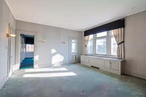 Bedroom - 2717 Johnstone Pl, Cincinnati, OH 45206 photo 6 of 14