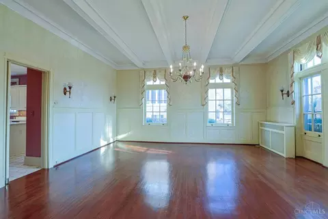 Dining - 2717 Johnstone Pl, Cincinnati, OH 45206 photo 1 of 3